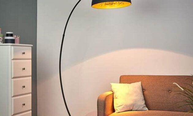 Entdecken Sie atemberaubende Stehlampen-Designs für Ihr Wohnzimmer